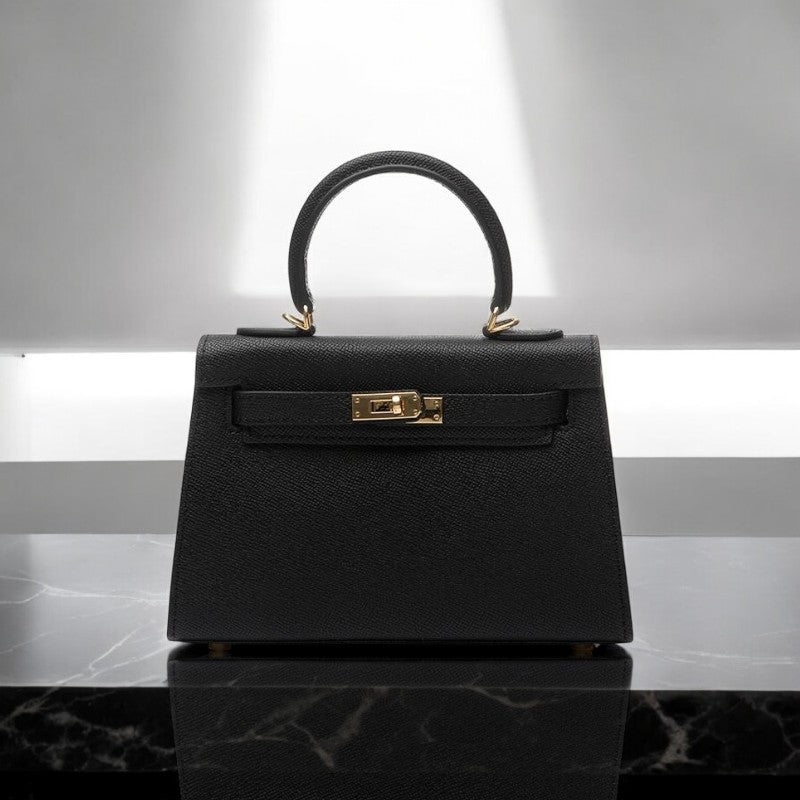 Rivora | Elegant Handbag Classic Luxury & Functionality