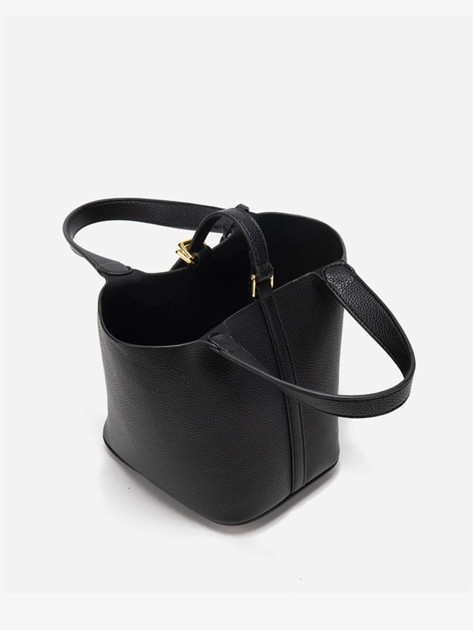 Rivora | Luxe Faux Leather Bucket Bag Timeless & Elegant