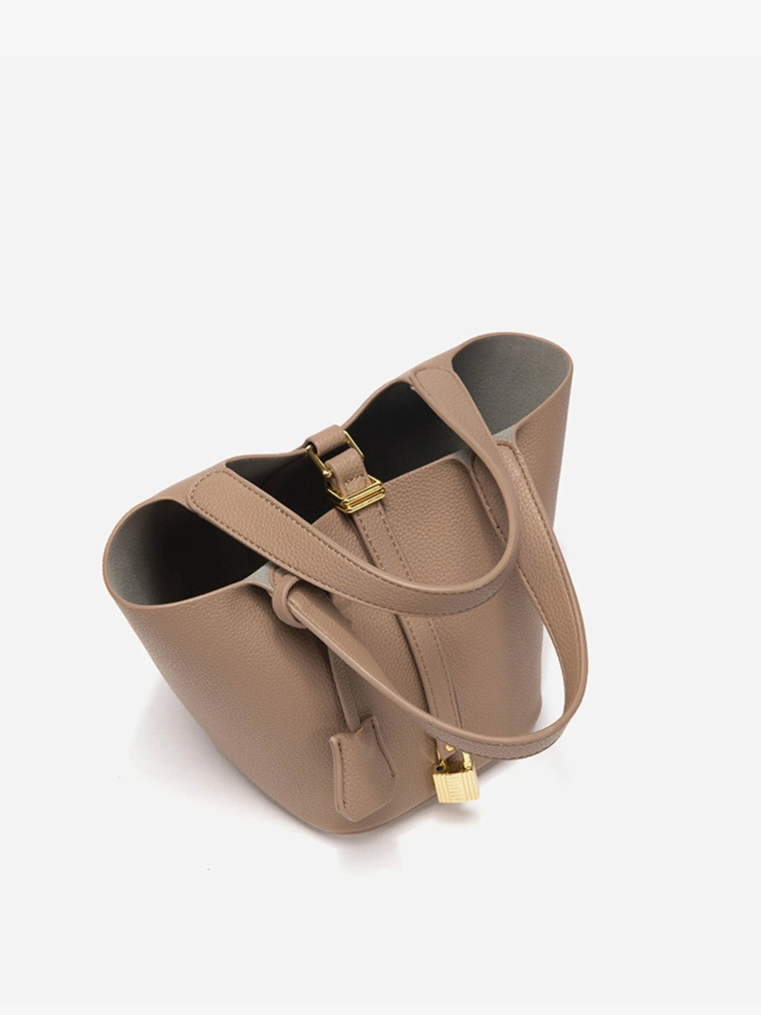 Rivora | Luxe Faux Leather Bucket Bag Timeless & Elegant